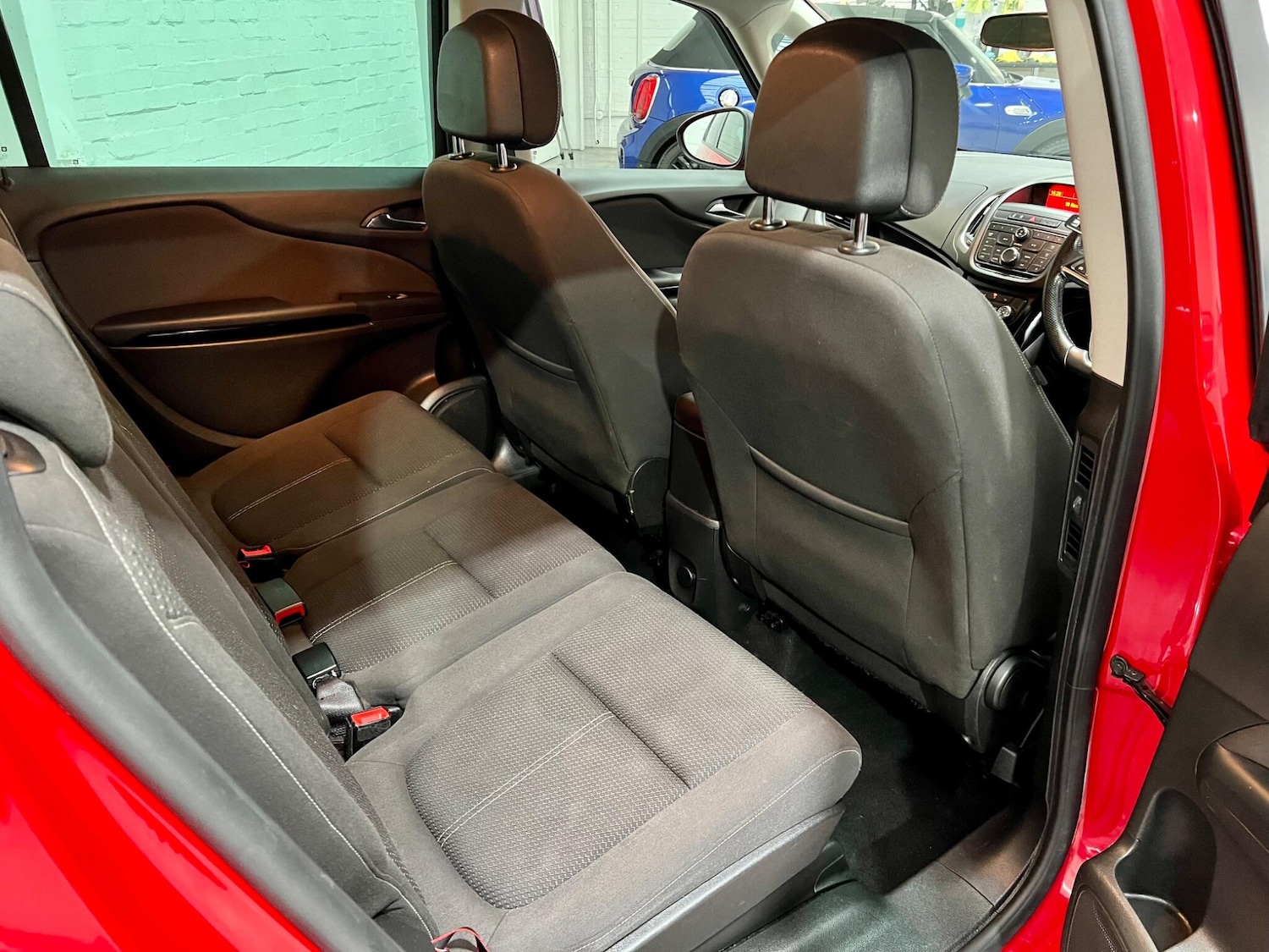 Used Vauxhall Zafira 2015 for sale - 76633112: Photo 38