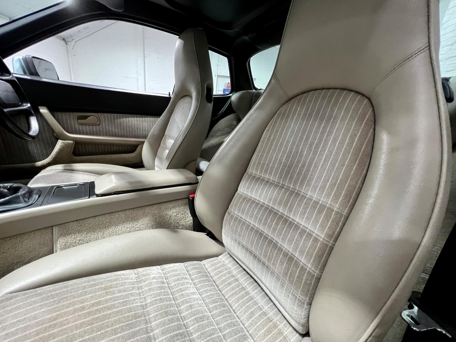 Used Porsche 944 for sale - 76990272: Photo 3