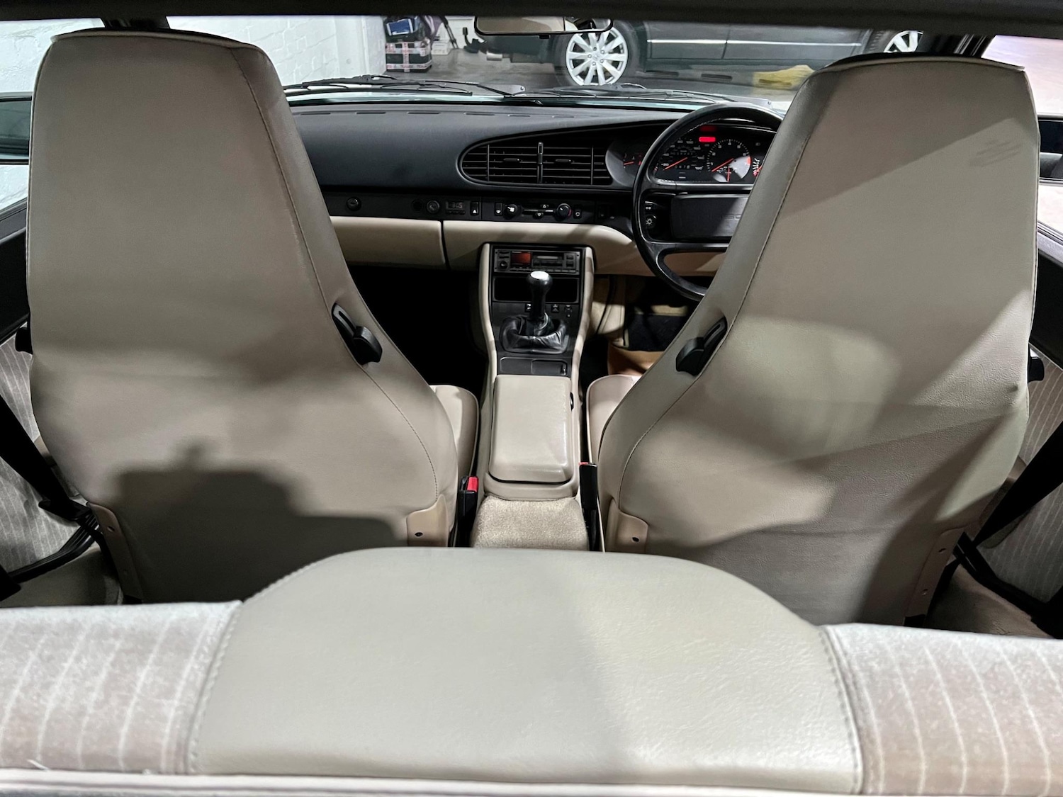 Used Porsche 944 for sale - 76990272: Photo 45