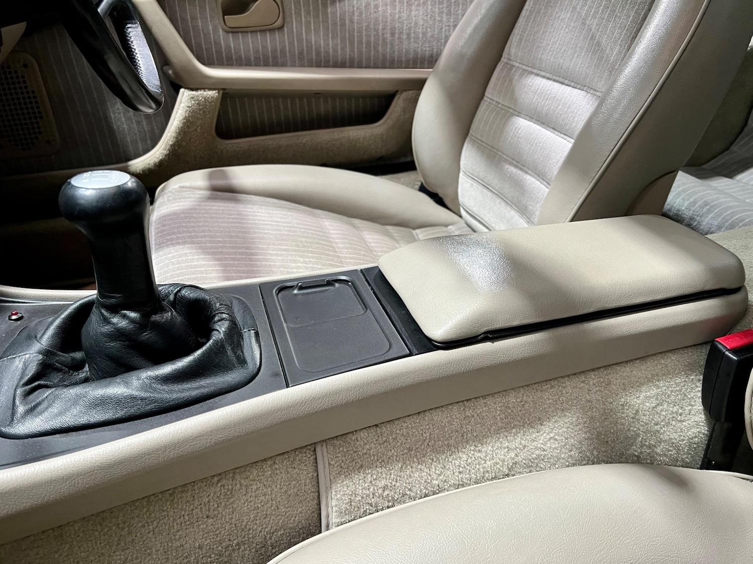 Used Porsche 944 for sale - 76990272: Photo 55