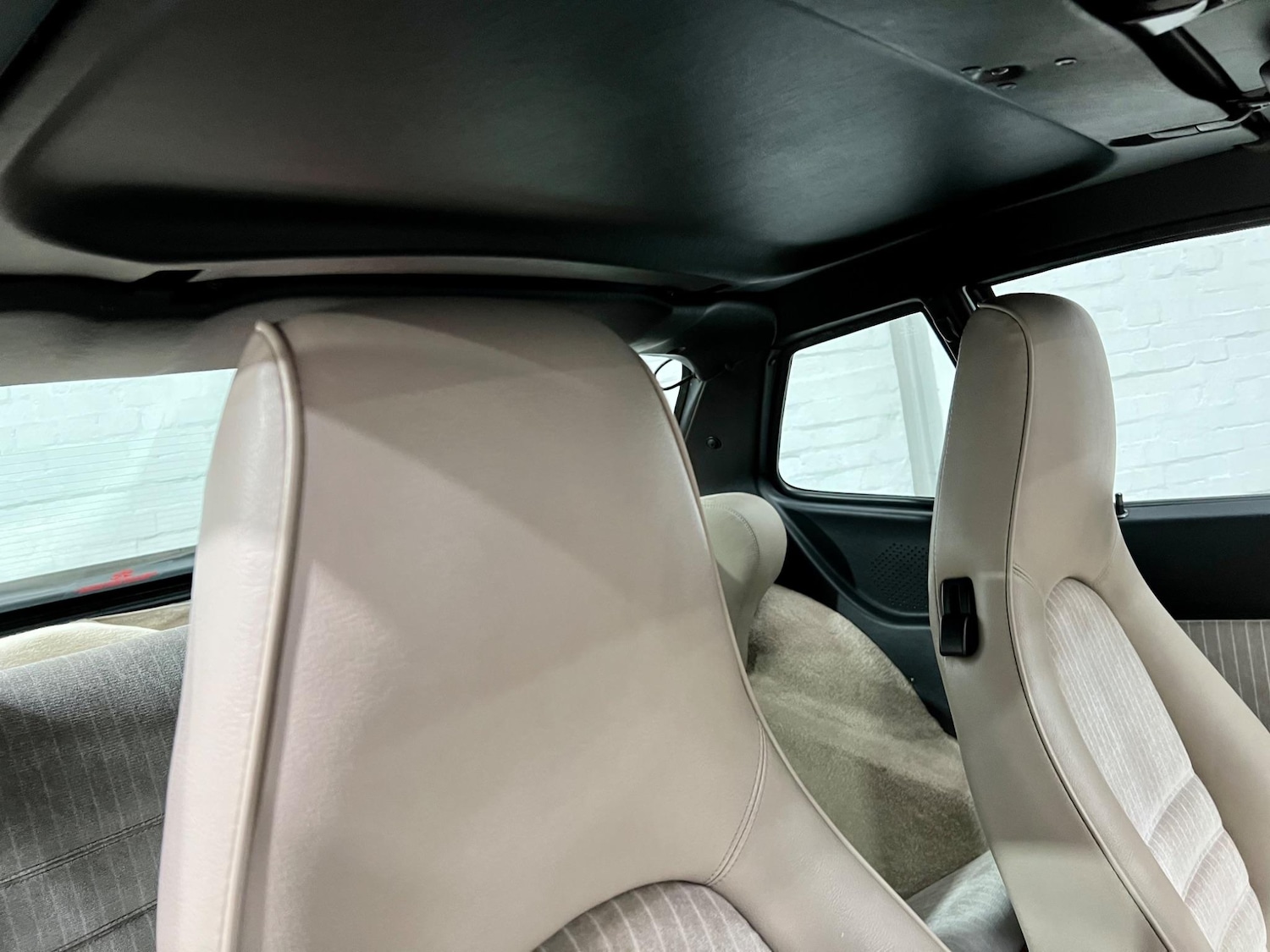 Used Porsche 944 for sale - 76990272: Photo 60