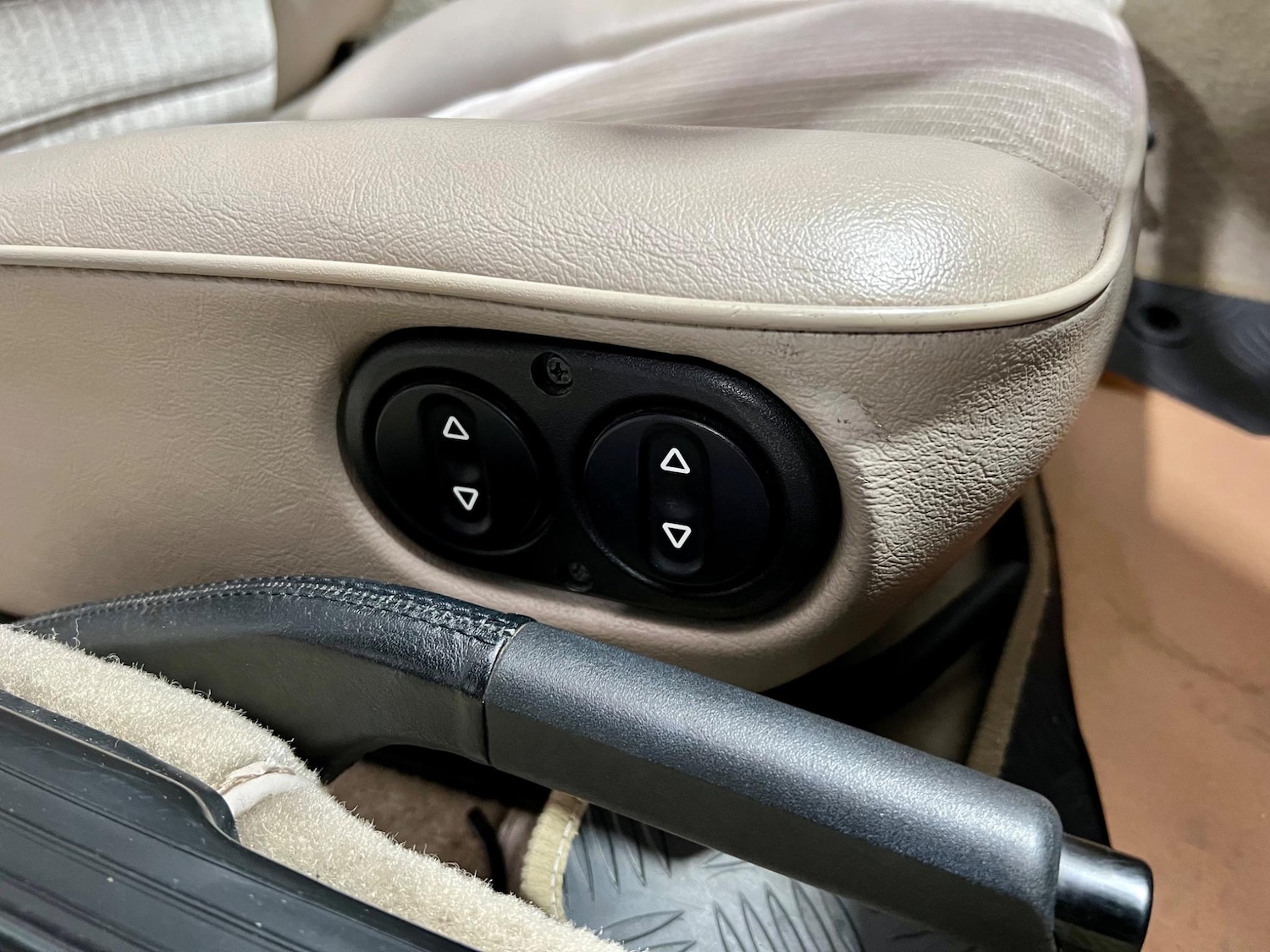 Used Porsche 944 for sale - 76990272: Photo 63