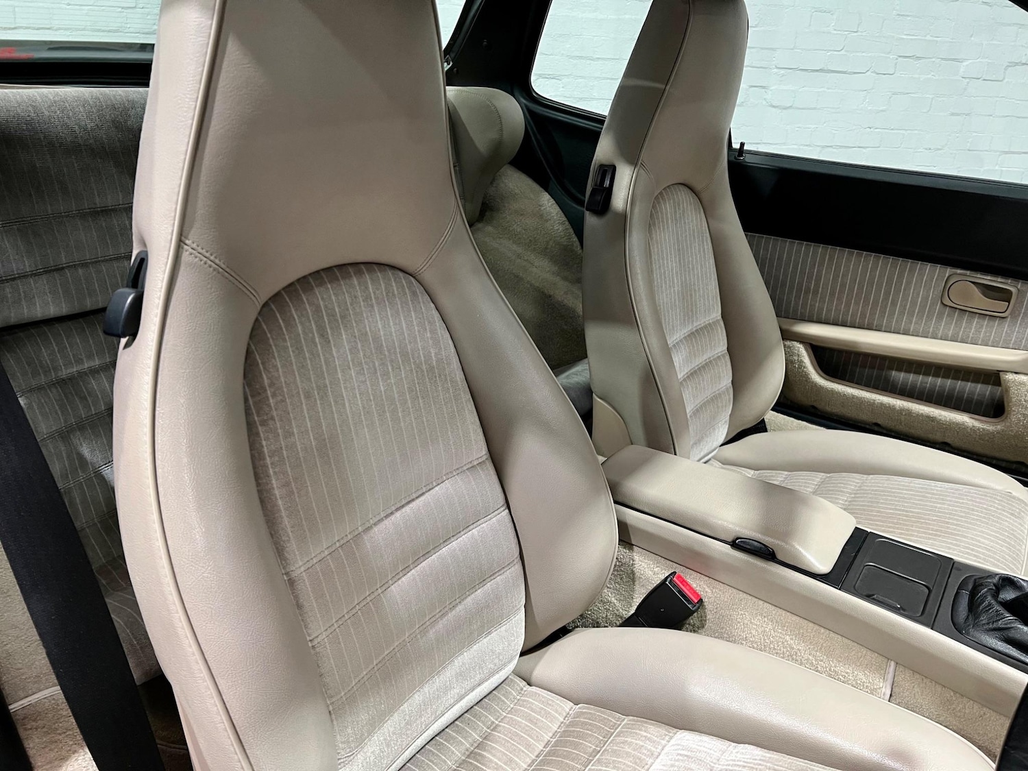 Used Porsche 944 for sale - 76990272: Photo 8