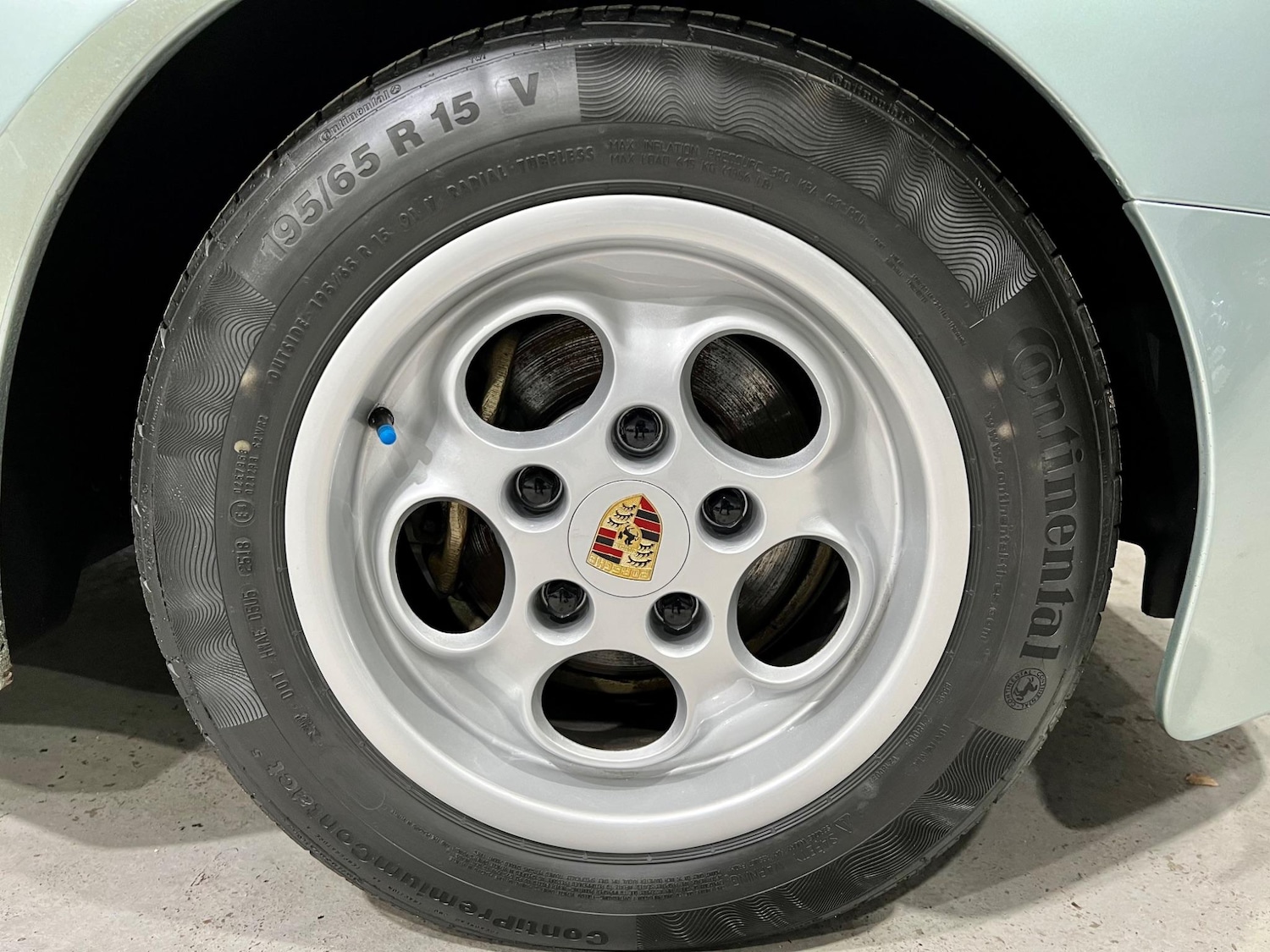 Used Porsche 944 for sale - 76990272: Photo 85