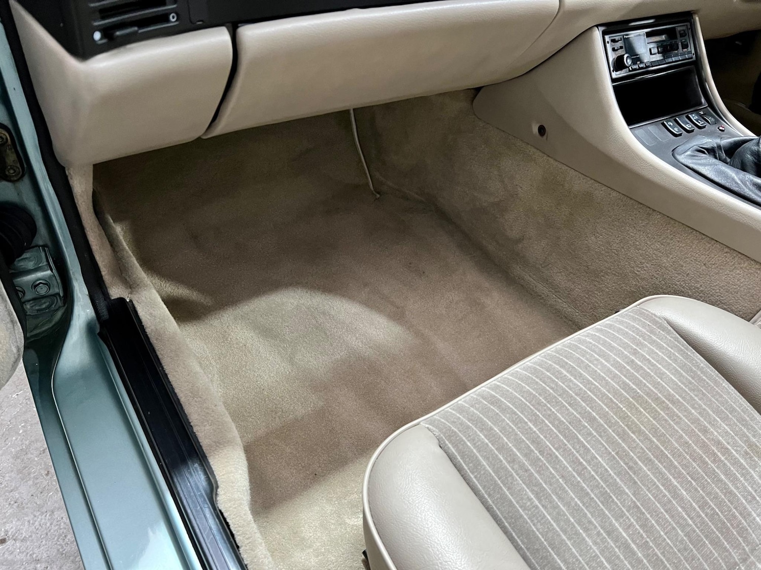 Used Porsche 944 for sale - 76990272: Photo 91