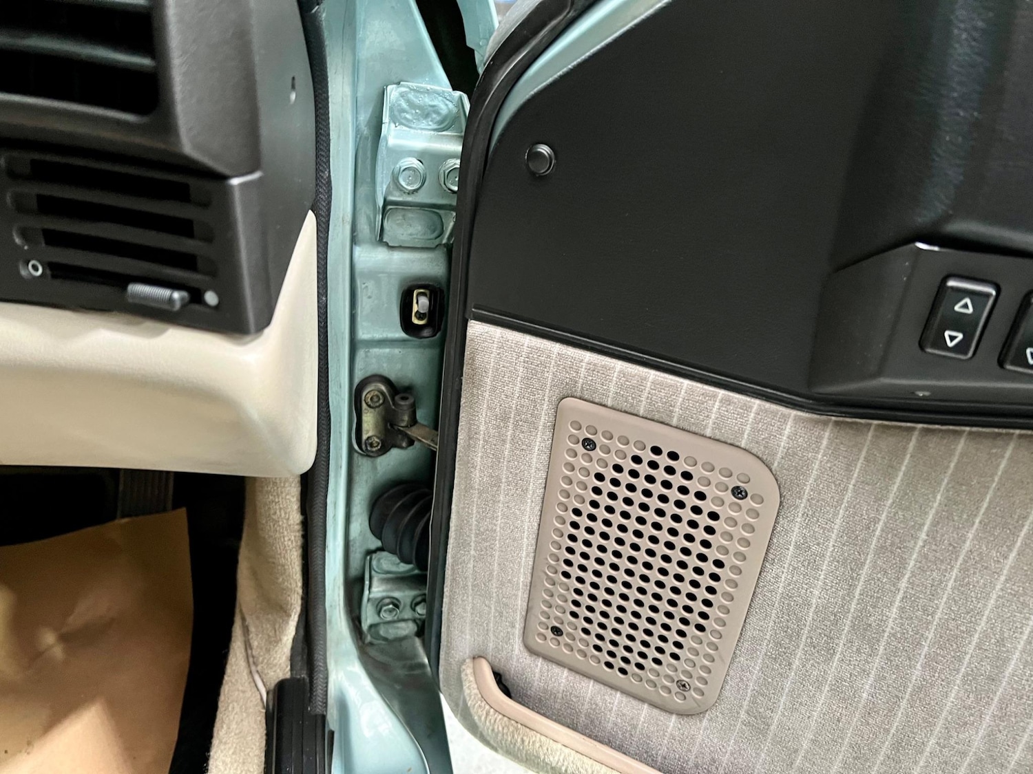 Used Porsche 944 for sale - 76990272: Photo 92