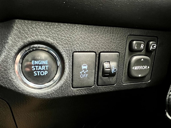 Used Toyota RAV4 2014 for sale - 74788826: Photo 24