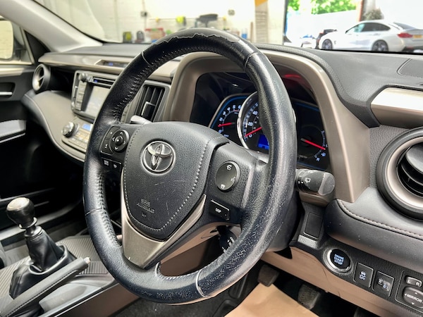 Used Toyota RAV4 2014 for sale - 74788826: Photo 5