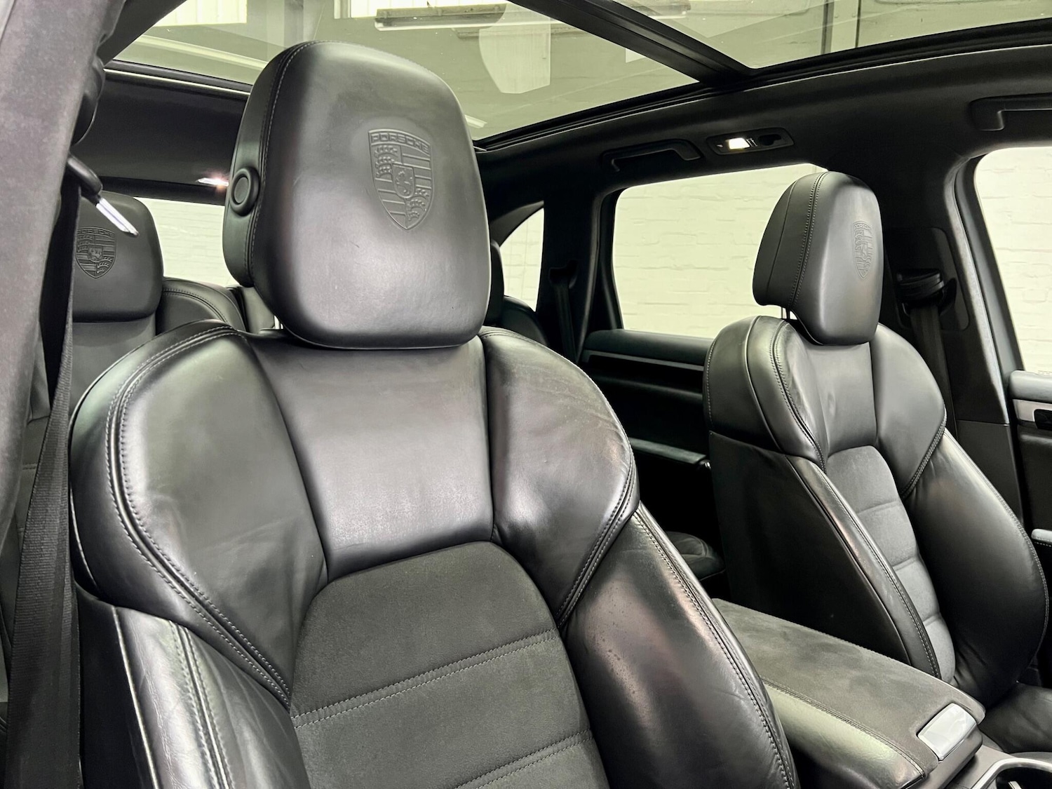 Used Porsche Cayenne 2016 for sale - 78057745: Photo 16