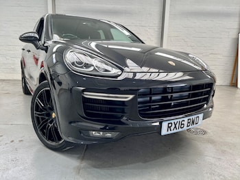 Used Porsche Cayenne 2016 for sale - 78057745: Photo