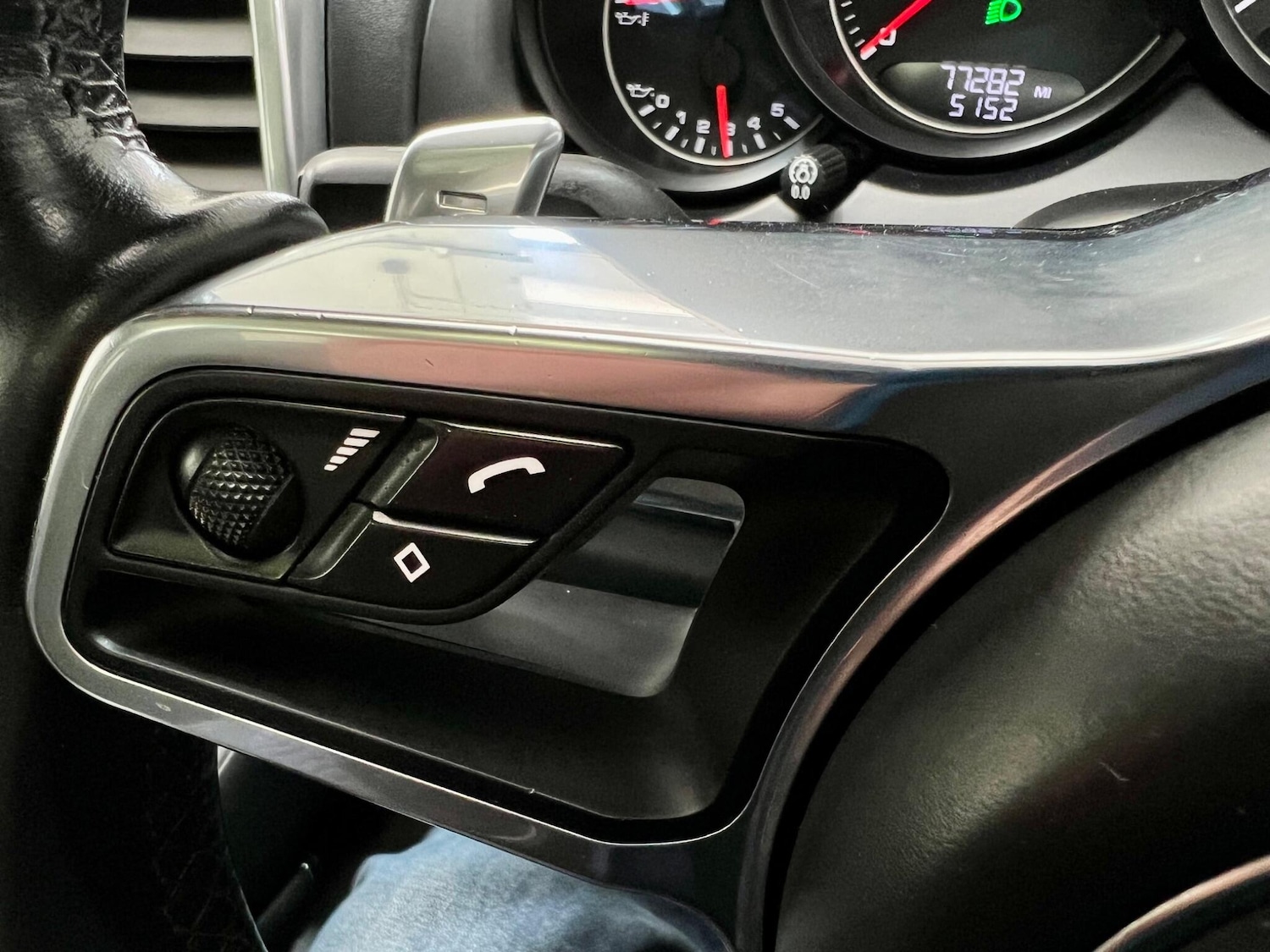 Used Porsche Cayenne 2016 for sale - 78057745: Photo 24