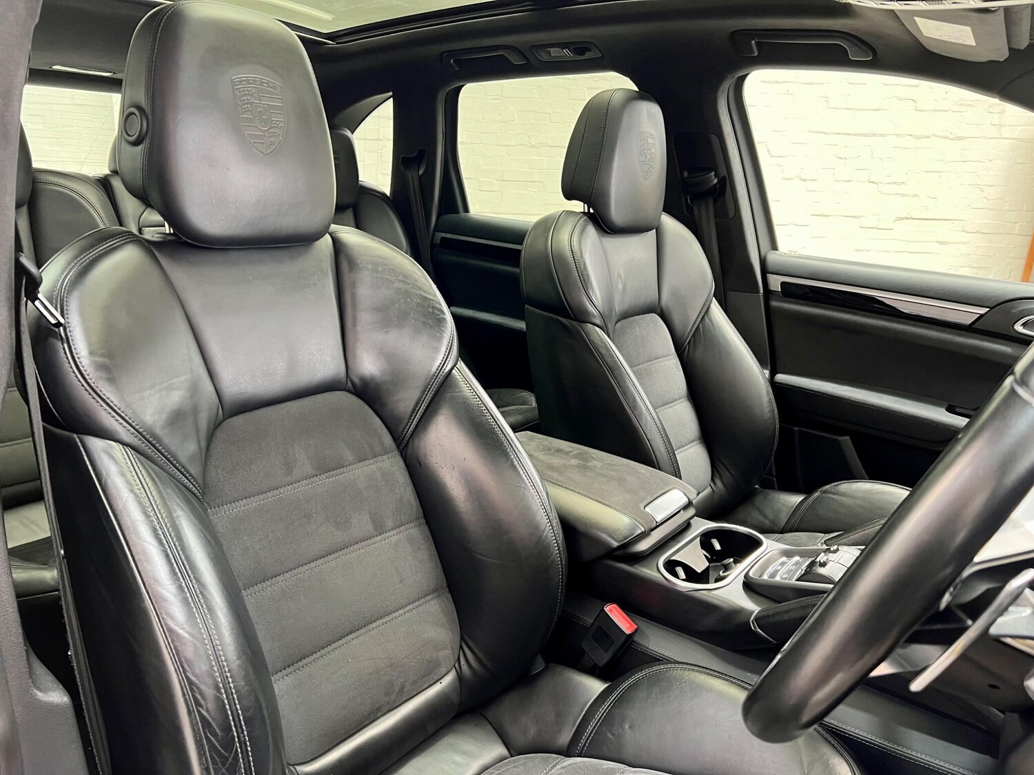 Used Porsche Cayenne 2016 for sale - 78057745: Photo 38