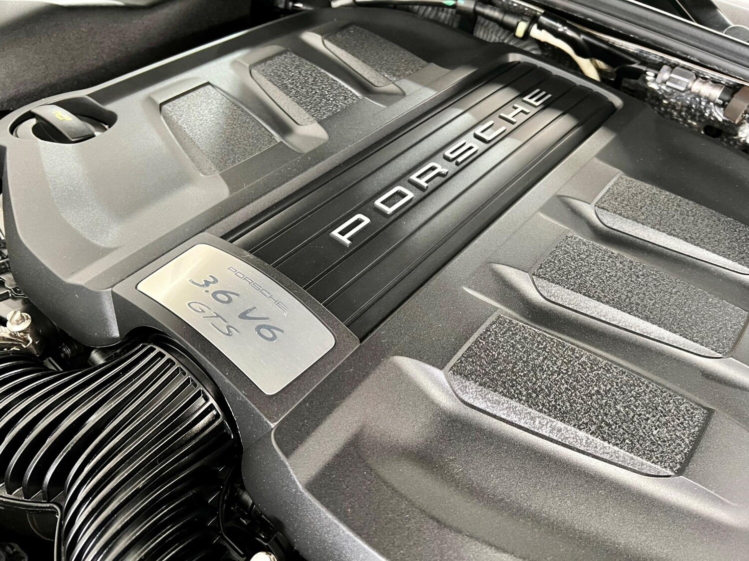 Used Porsche Cayenne 2016 for sale - 78057745: Photo 47