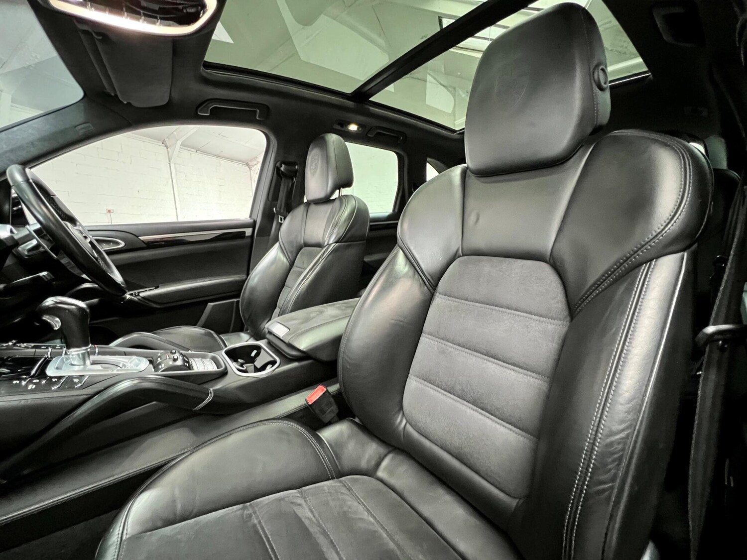 Used Porsche Cayenne 2016 for sale - 78057745: Photo 54