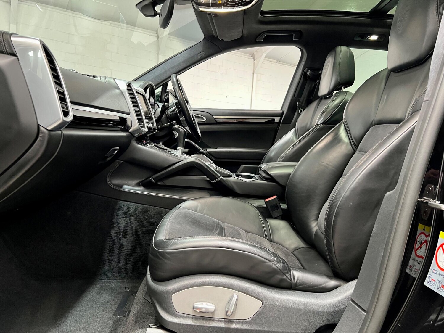 Used Porsche Cayenne 2016 for sale - 78057745: Photo 66