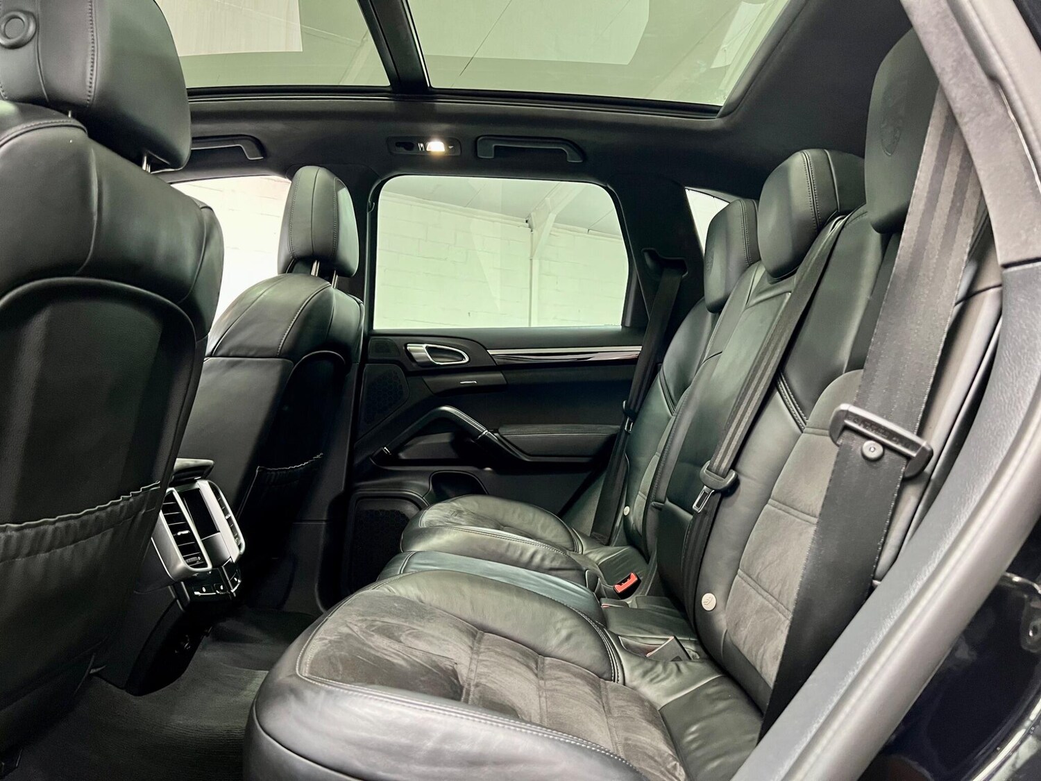 Used Porsche Cayenne 2016 for sale - 78057745: Photo 67