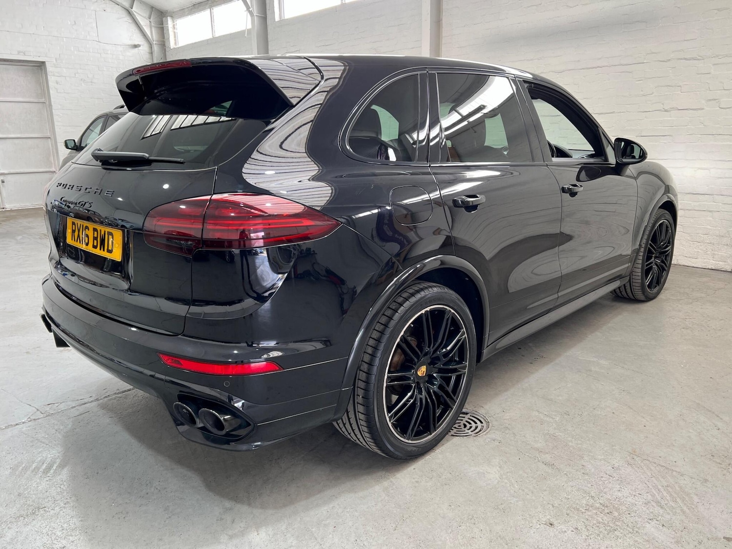 Used Porsche Cayenne 2016 for sale - 78057745: Photo 8