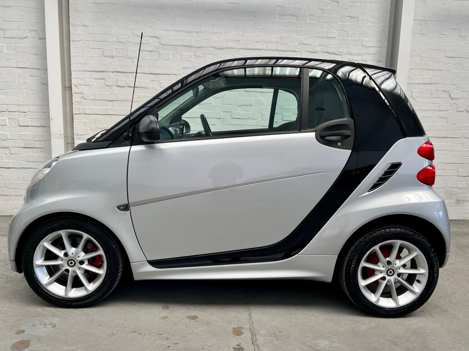 Used smart fortwo 2013 for sale - 77926193: Photo 17