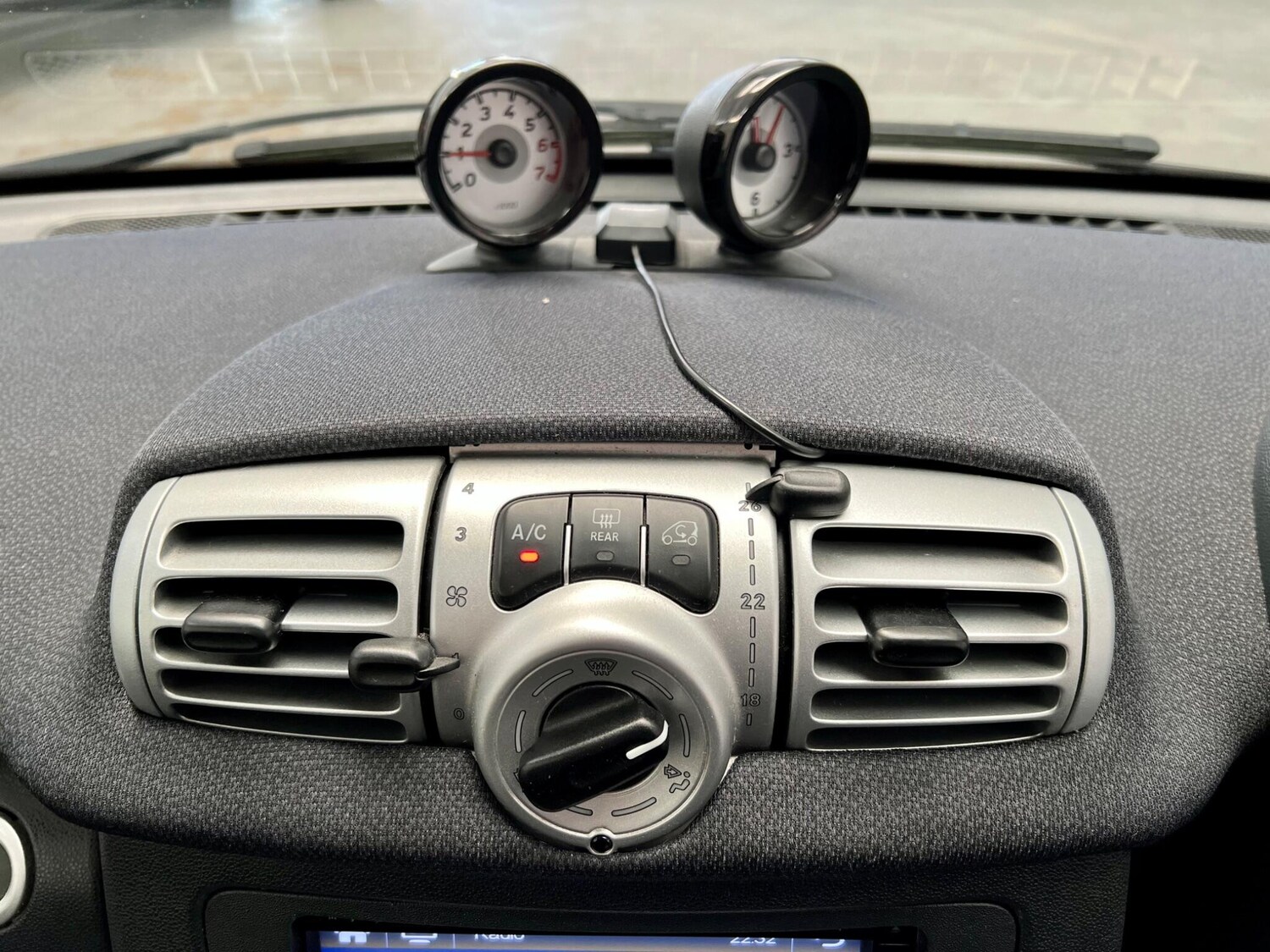 Used smart fortwo 2013 for sale - 77926193: Photo 23