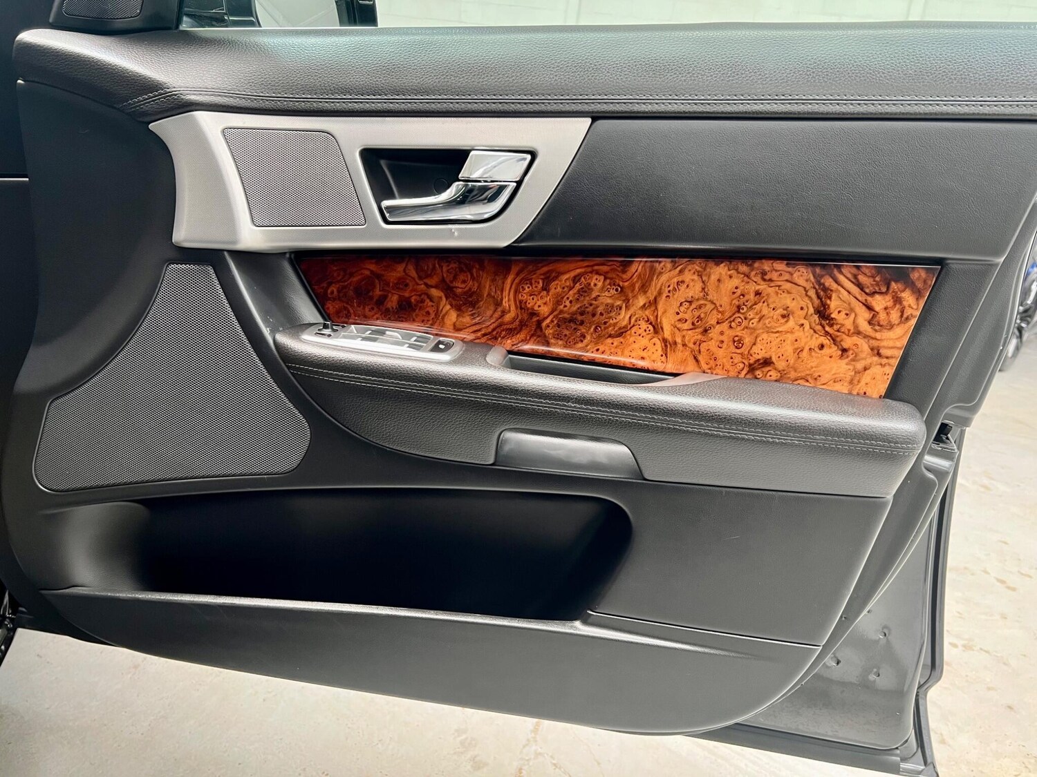 Used Jaguar XF for sale - 78214549: Photo 33