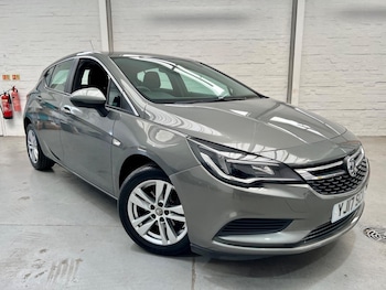 Used Vauxhall Astra 2017 for sale - 79248013: Photo