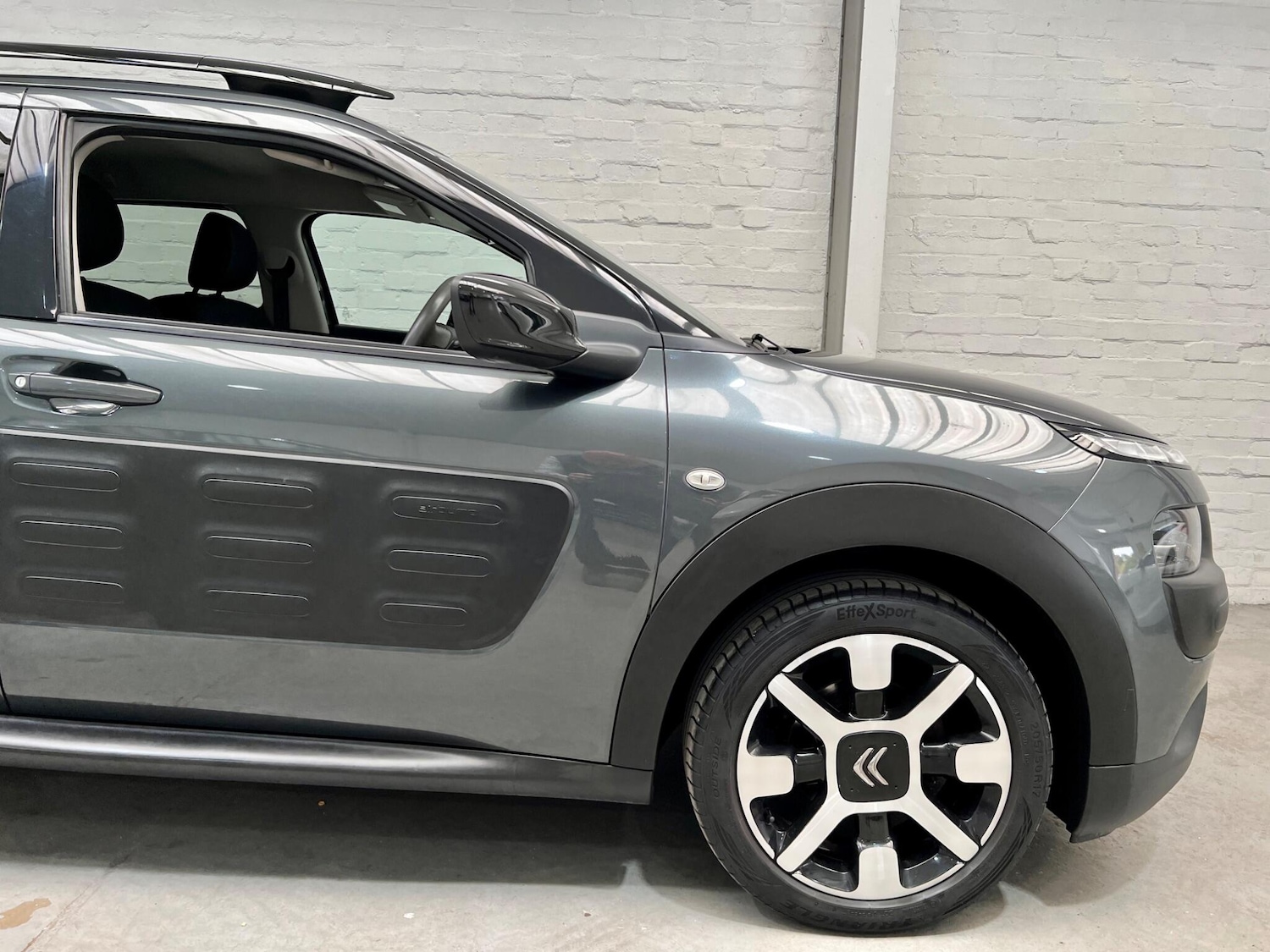 Used Citroen C4 Cactus 2016 for sale - 76766017: Photo 9