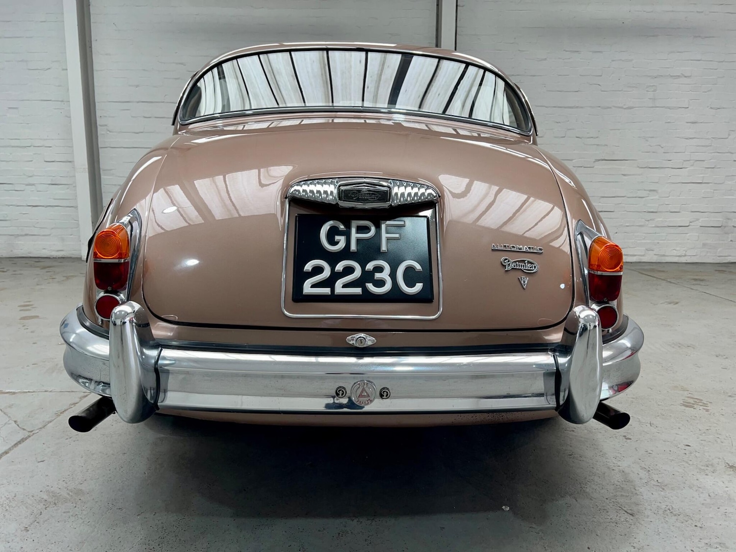 Used Daimler V8 1965 for sale - 76727844: Photo 13