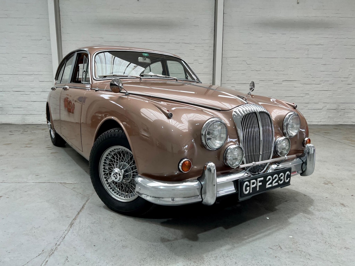 Used Daimler V8 1965 for sale - 76727844: Photo 44