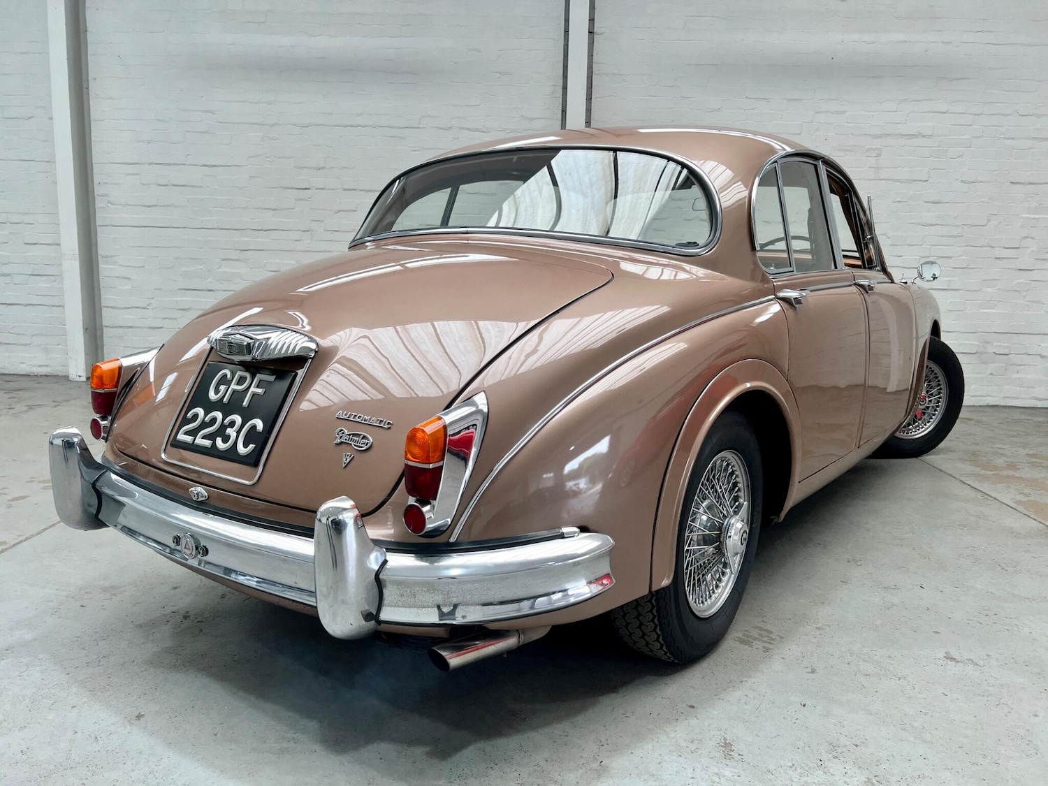Used Daimler V8 1965 for sale - 76727844: Photo 7