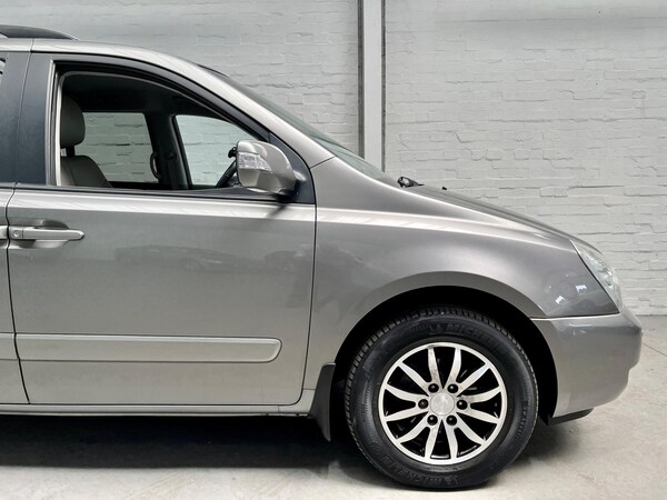 Used Kia Sedona 2010 for sale - 75059714: Photo 43