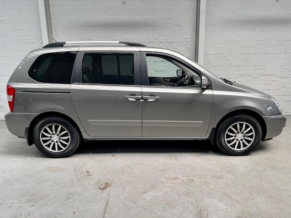 Used Kia Sedona 2010 for sale - 75059714: Photo 48