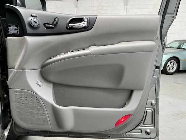 Used Kia Sedona 2010 for sale - 75059714: Photo 57