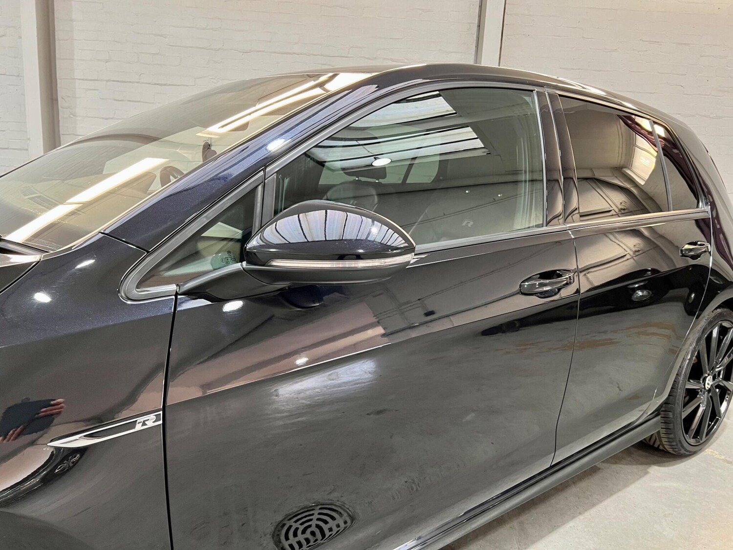 Used Volkswagen Golf 2017 for sale - 77784611: Photo 47