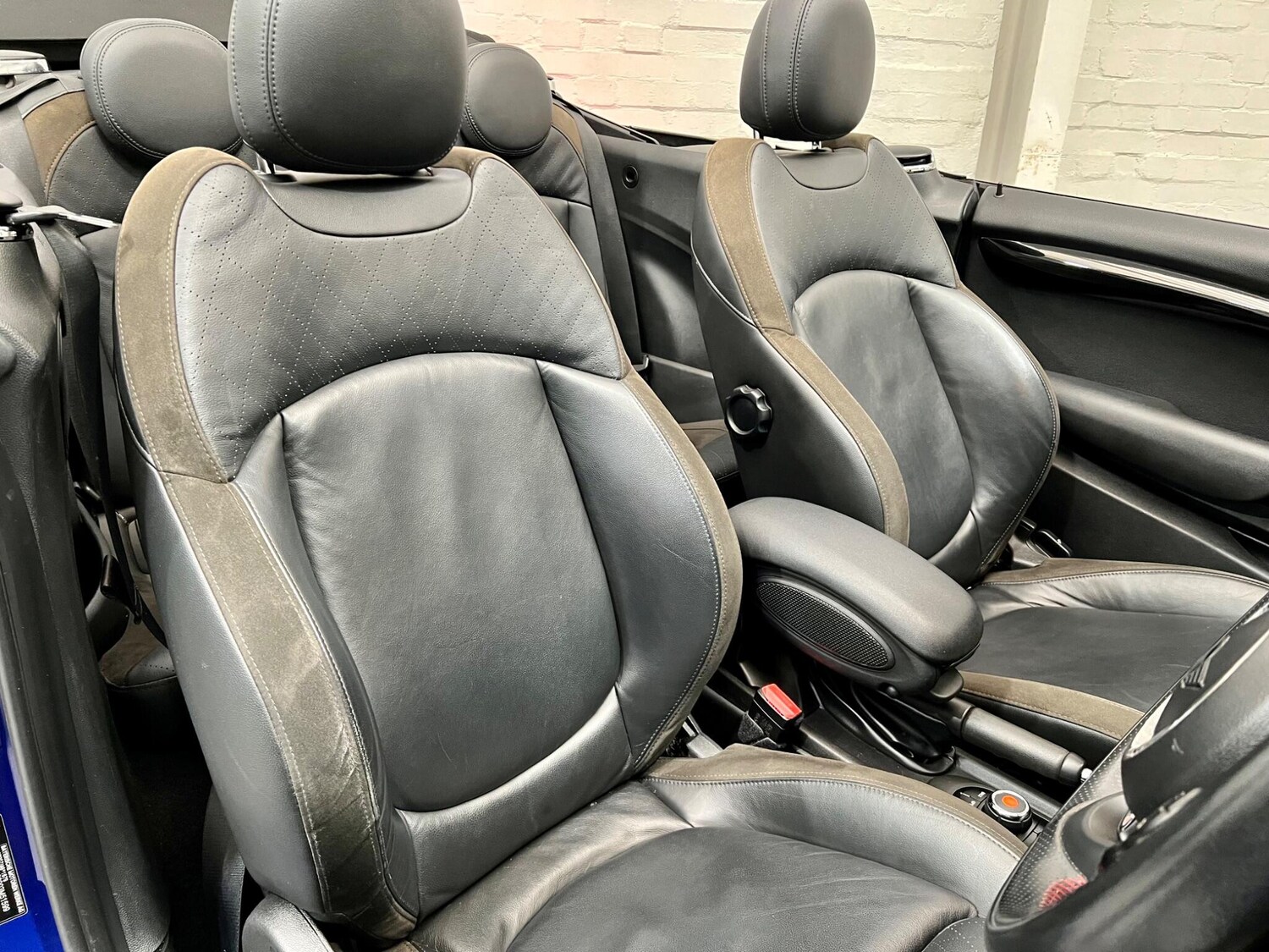 Used MINI Convertible 2020 for sale - 76314798: Photo 14