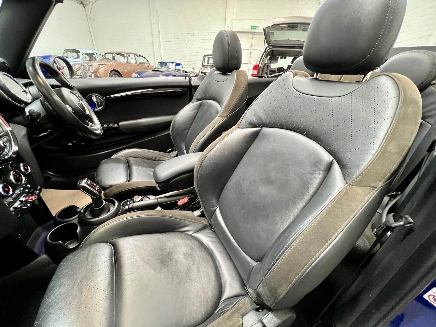 Used MINI Convertible 2020 for sale - 76314798: Photo 19