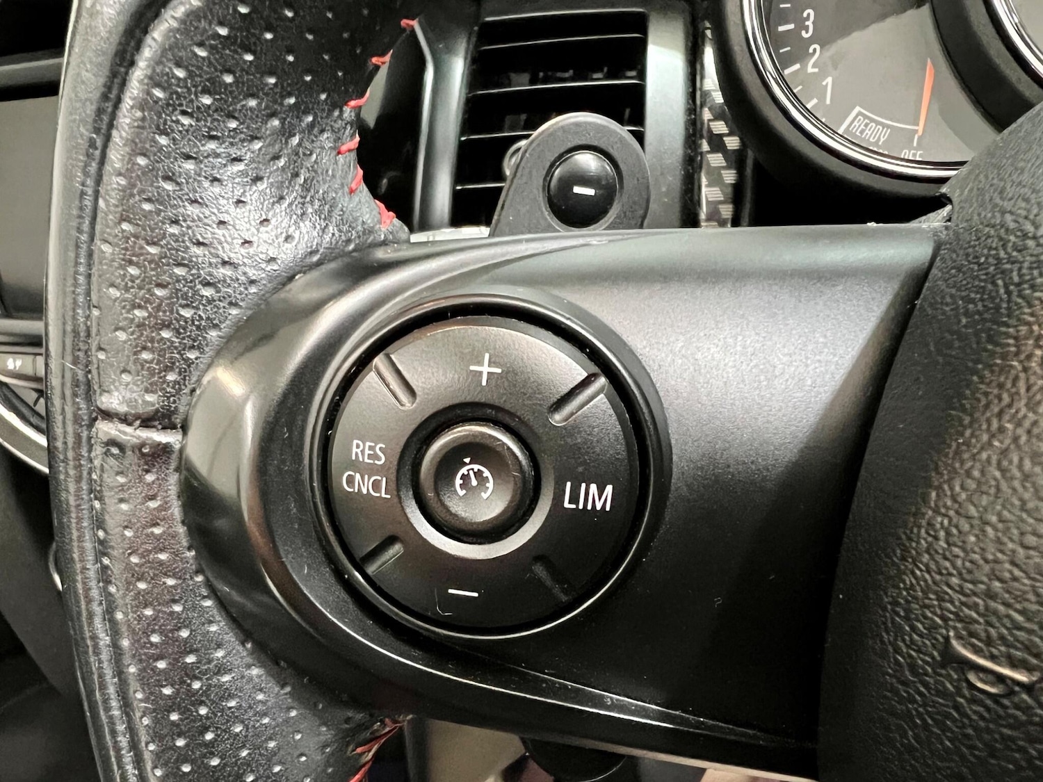 Used MINI Convertible 2020 for sale - 76314798: Photo 24