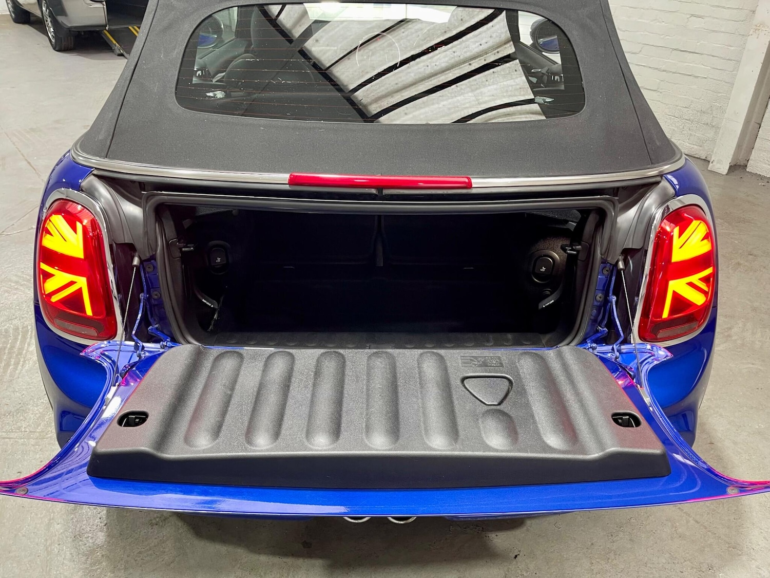 Used MINI Convertible 2020 for sale - 76314798: Photo 90