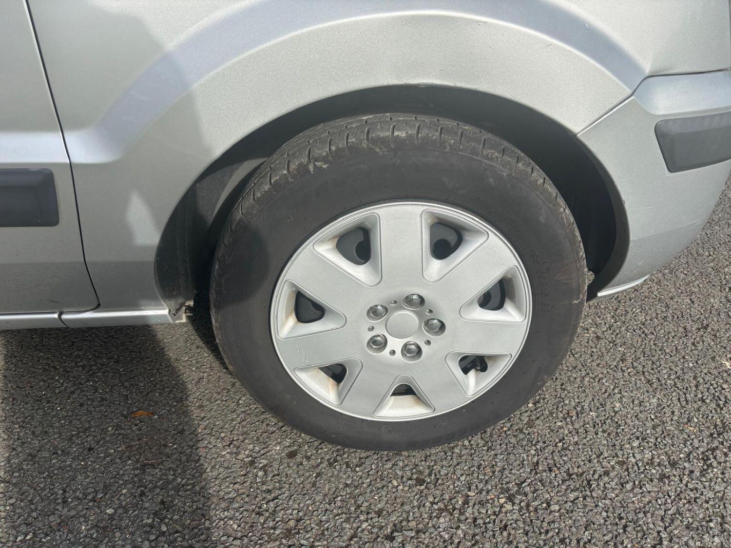 Used Ford Fusion 2010 for sale - 76347111: Photo 24