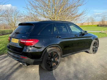 Used Mercedes-Benz GLC 2019 for sale - 77636914: Photo
