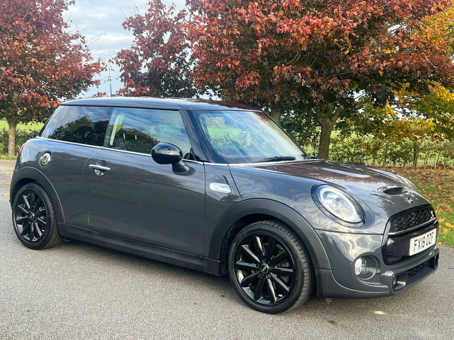 Used MINI Hatch 2018 for sale - 76387288: Photo 2