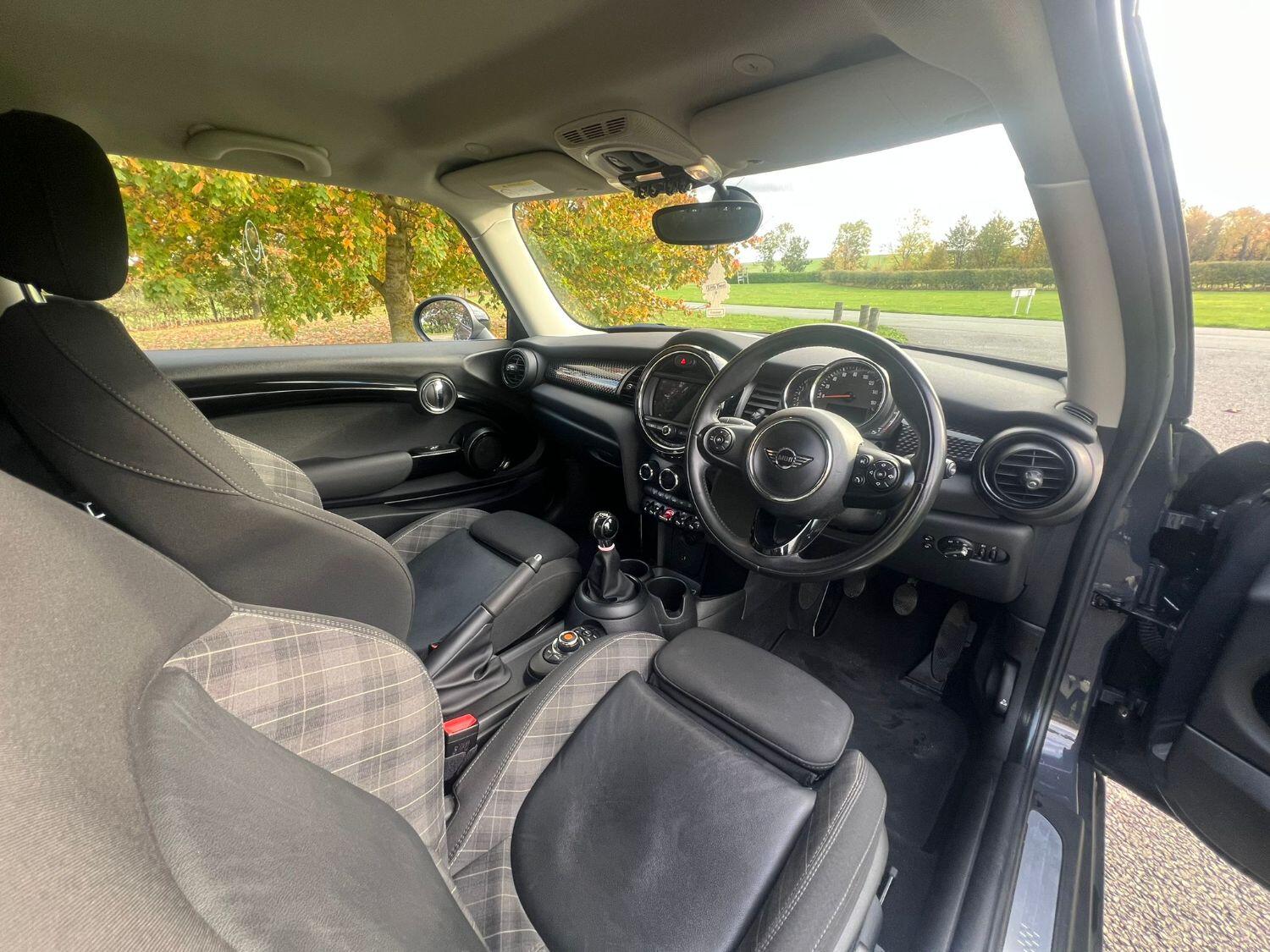 Used MINI Hatch 2018 for sale - 76387288: Photo 22