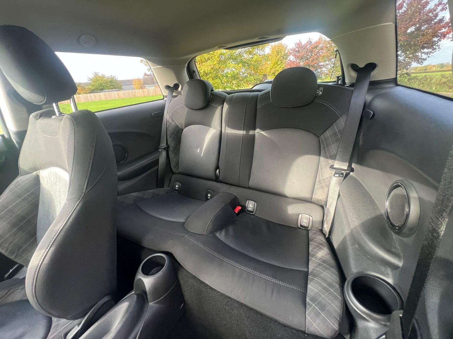 Used MINI Hatch 2018 for sale - 76387288: Photo 25