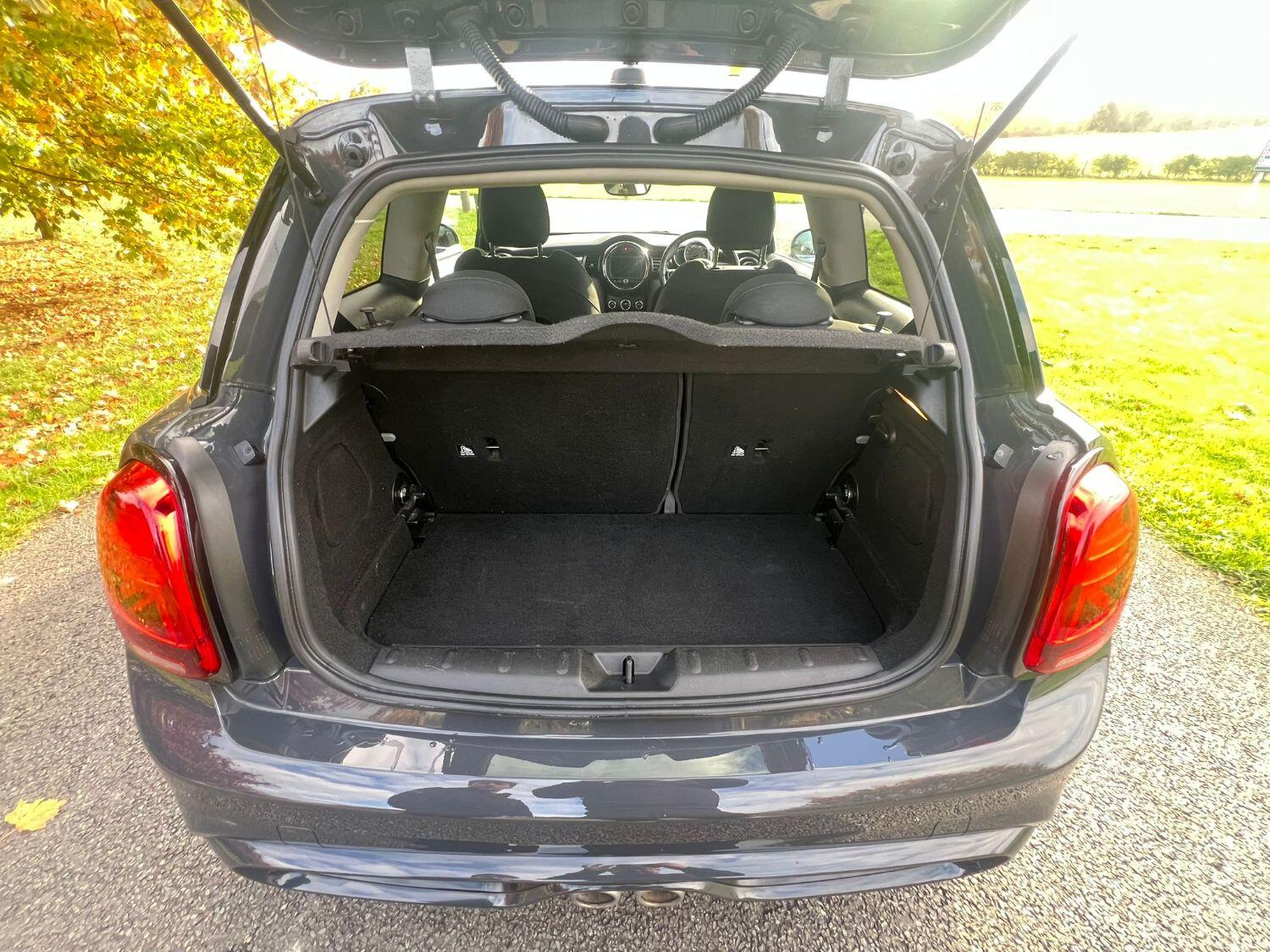 Used MINI Hatch 2018 for sale - 76387288: Photo 26