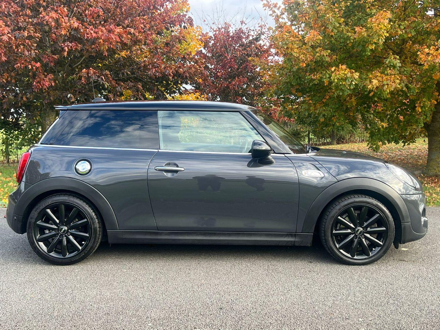 Used MINI Hatch 2018 for sale - 76387288: Photo 3