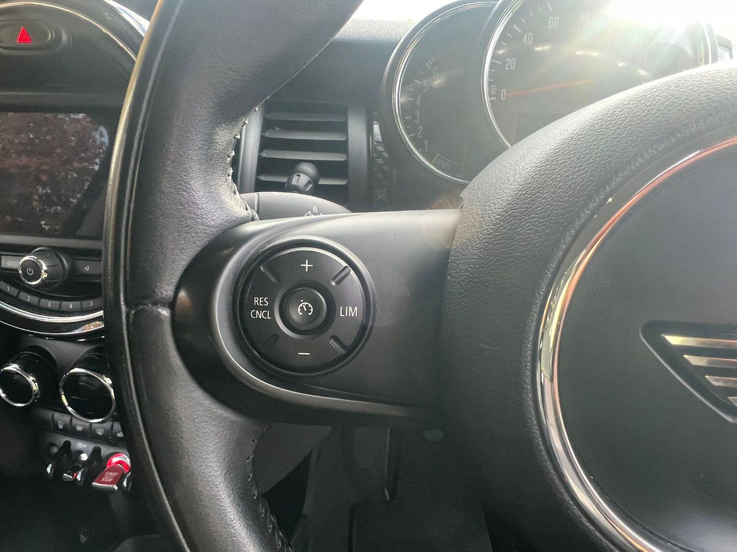 Used MINI Hatch 2018 for sale - 76387288: Photo 31