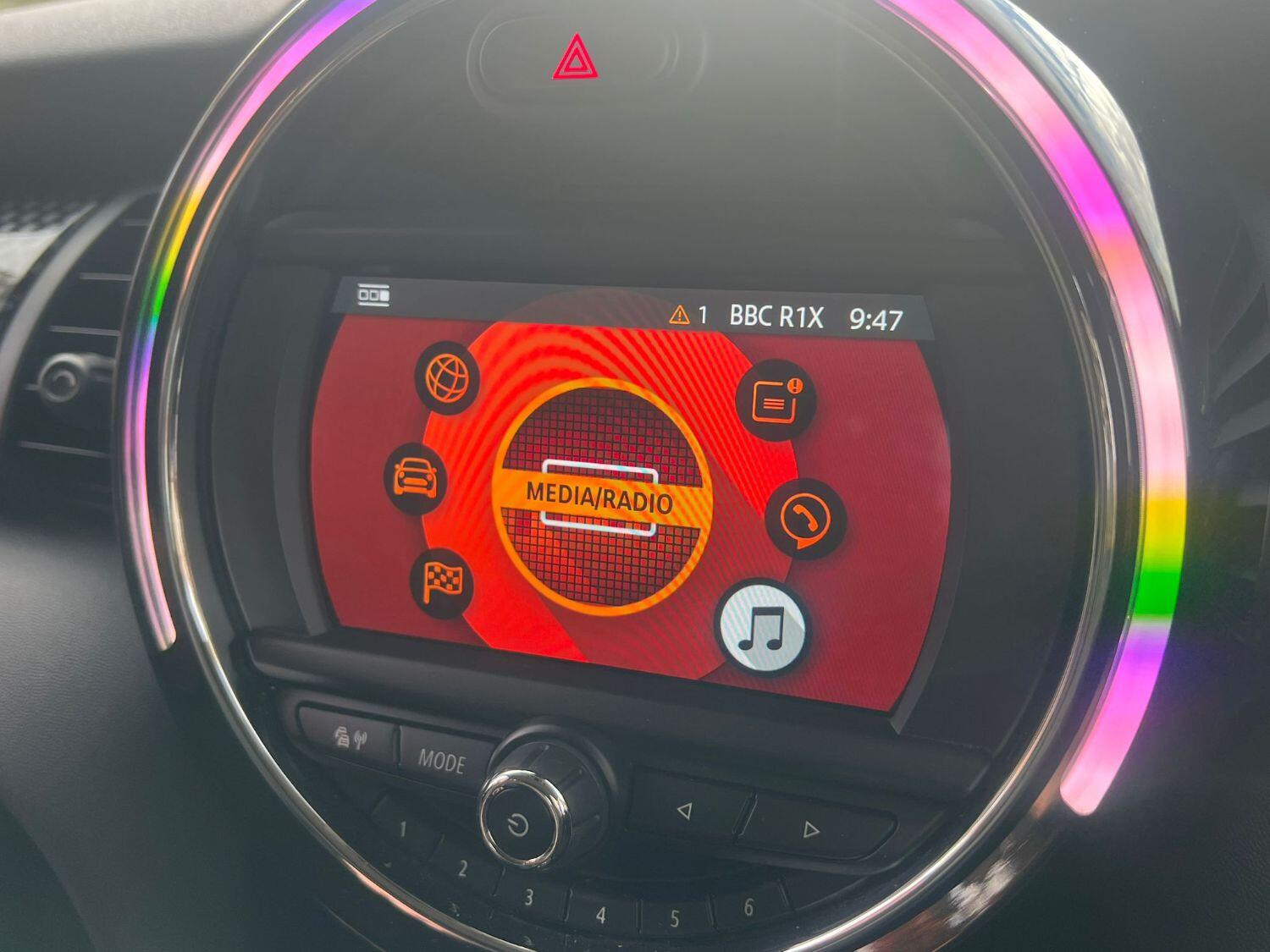 Used MINI Hatch 2018 for sale - 76387288: Photo 37