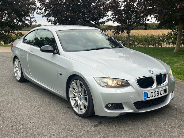 Used BMW 3 Series 2009 for sale - 75463207: Photo 1