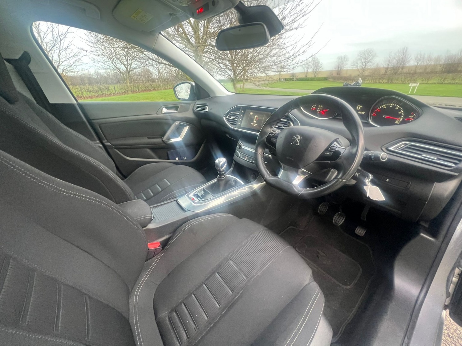 Used Peugeot 308 2014 for sale - 76979530: Photo 13