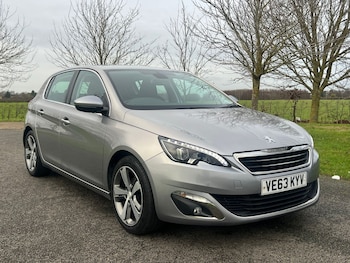 Used Peugeot 308 2014 for sale - 76979530: Photo