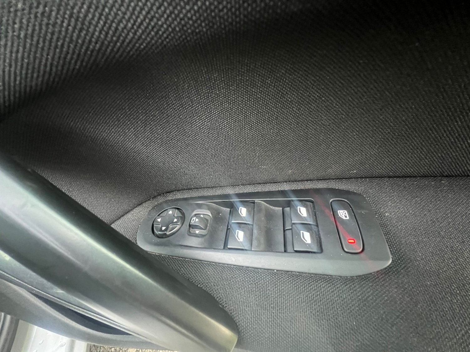 Used Peugeot 308 2014 for sale - 76979530: Photo 20